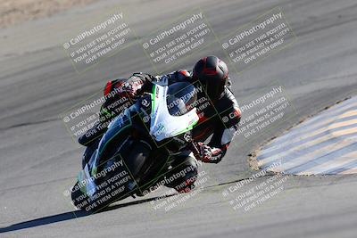 media/Jan-08-2022-SoCal Trackdays (Sat) [[1ec2777125]]/Turn 10 (2pm)/